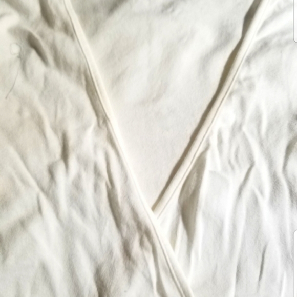 🏅Gap Body Top🍫Can 4/$20(COPY) - Picture 5 of 8